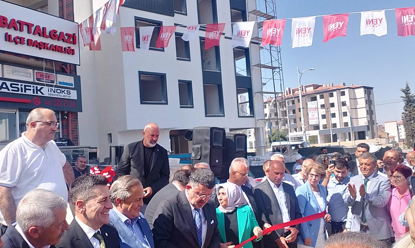 Malatya kayısısının fiyatı eridi: 500 TL'den 200 TL'ye düştü