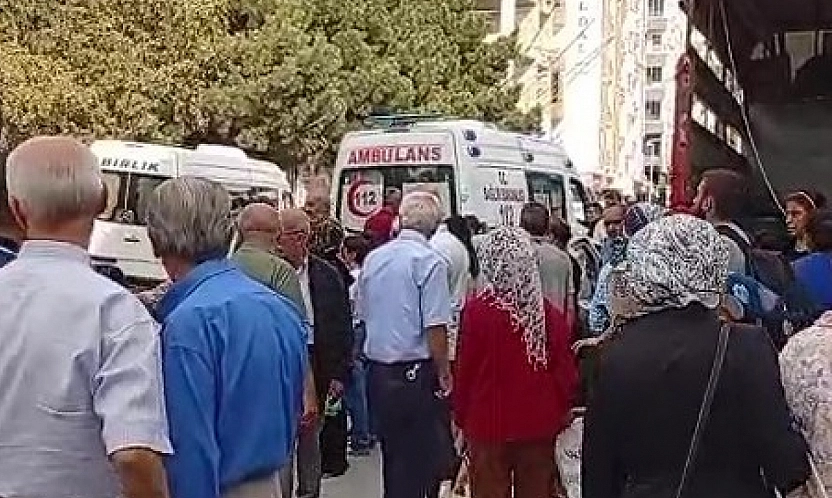 Malatyalı vekil pazarda fenalaştı! Hastaneye kaldırıldı