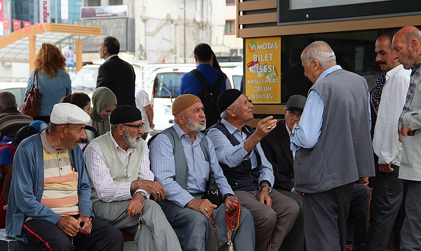 Resmi Gazete'de yayımlandı: En düşük emekli maaşı belli oldu| Maaş farkı ne zaman yatacak?