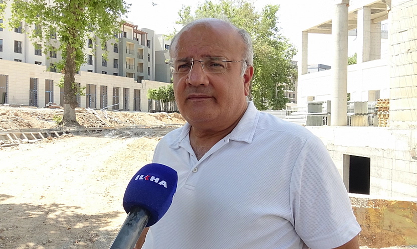 Malatya'da Söğütlü Camii İçin Kot Alarmı: 'Camimiz 1,5 Metre Çukurda Kalıyor'