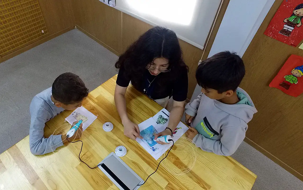 Depremzede çocuklara destek sürüyor!