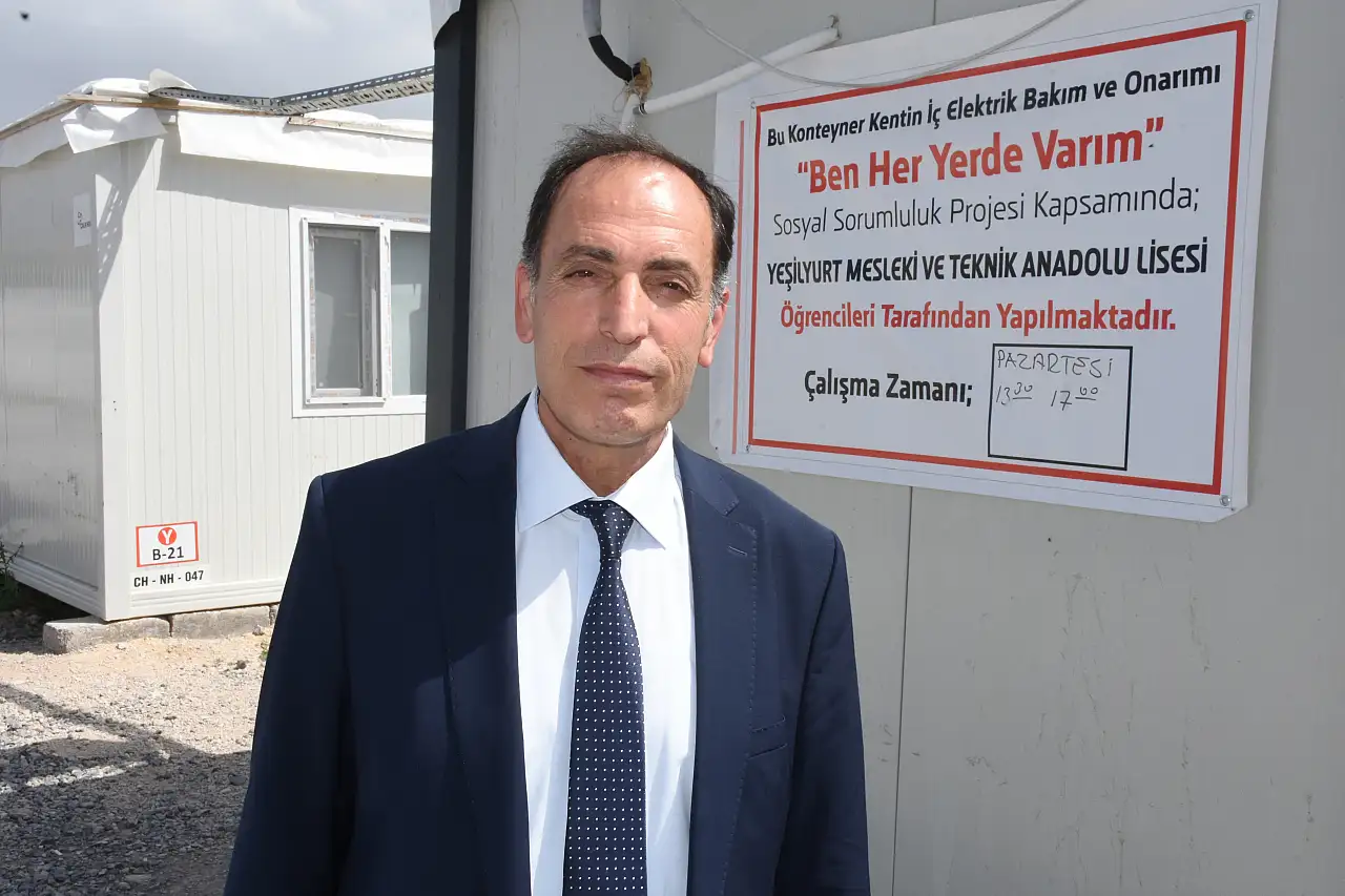 Konteynerler meslek lisesi öğrencilerine emanet!