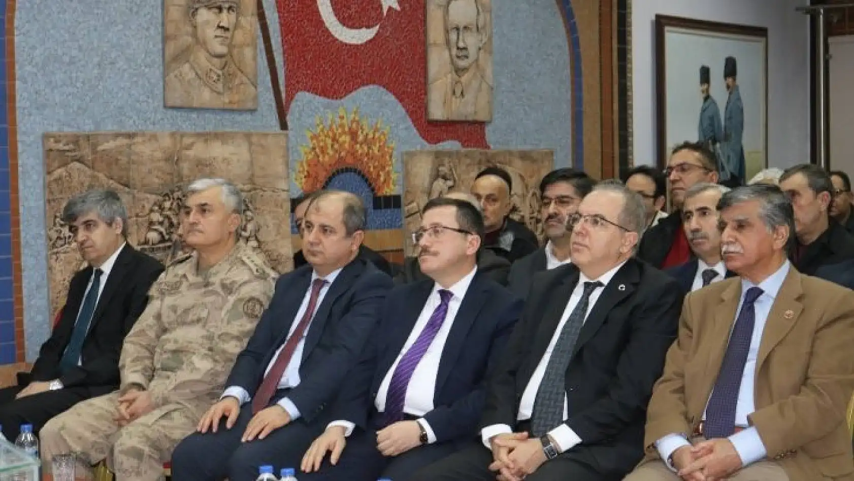 2. Dünya Savaşı Türk Dış Politikası ve İsmet İnönü'  konferansı düzenlendi