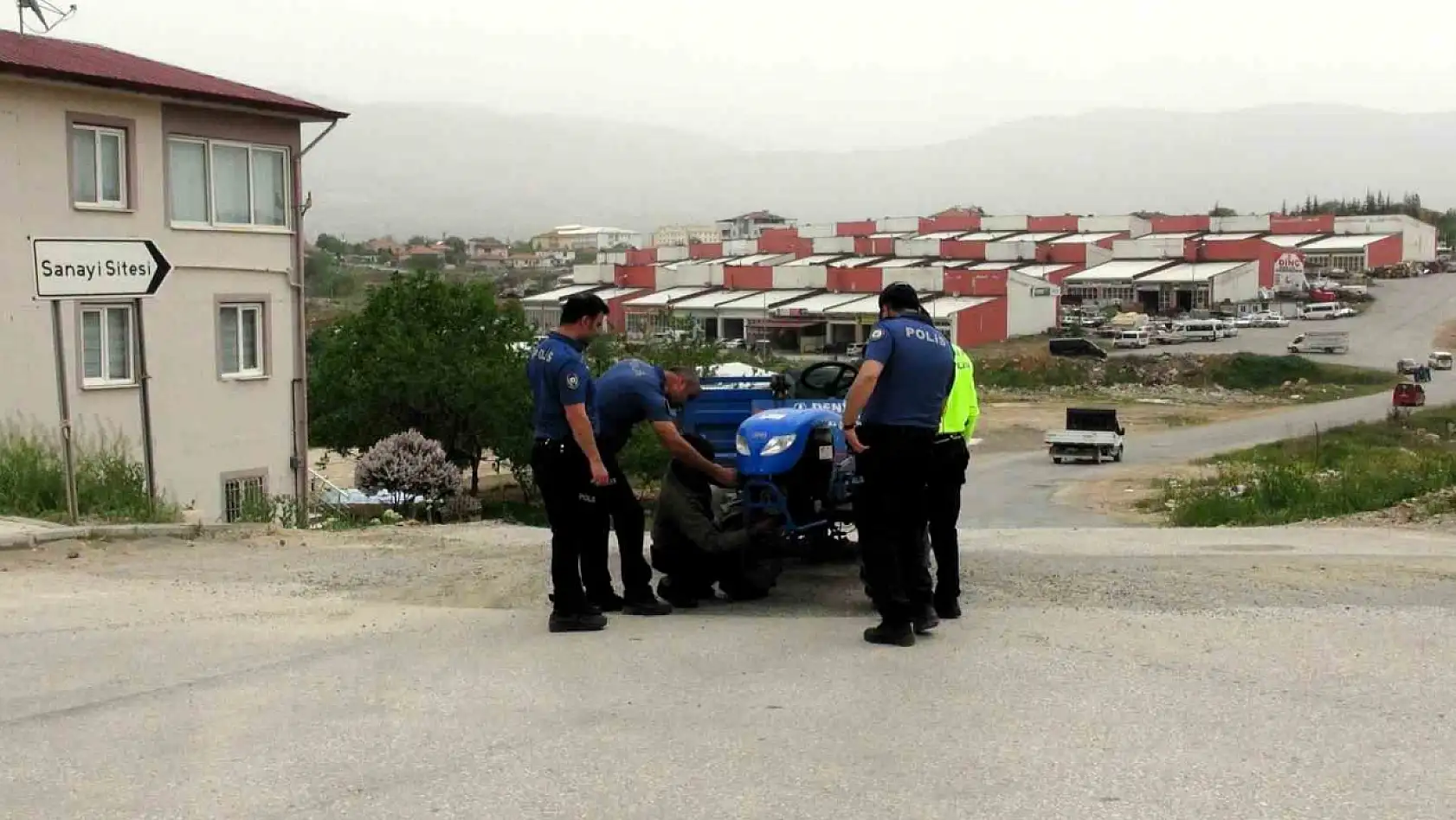 Doğanşehir'de yardımına polisler koştu..!
