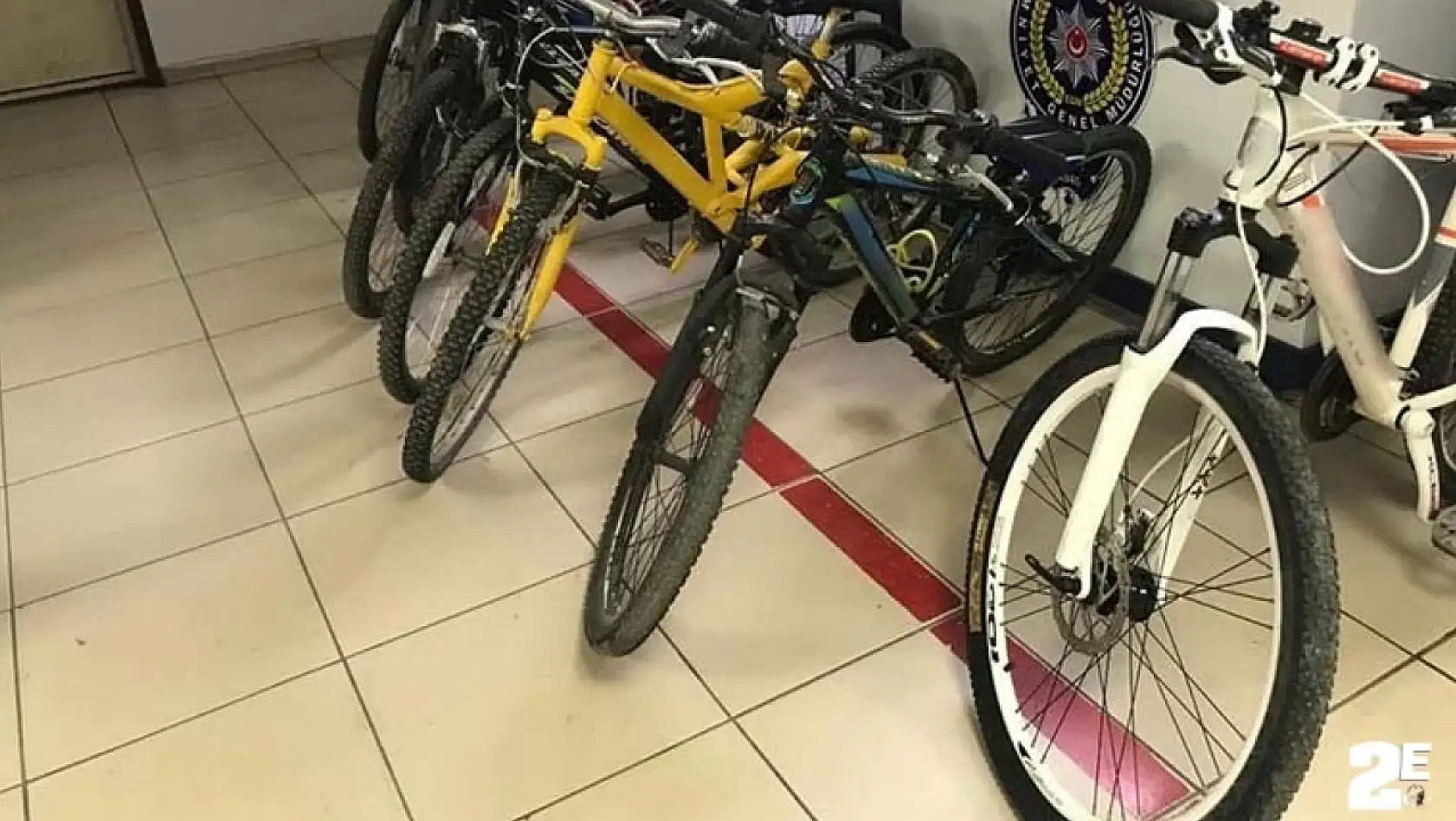 Bisiklet hırsızları yakalandı