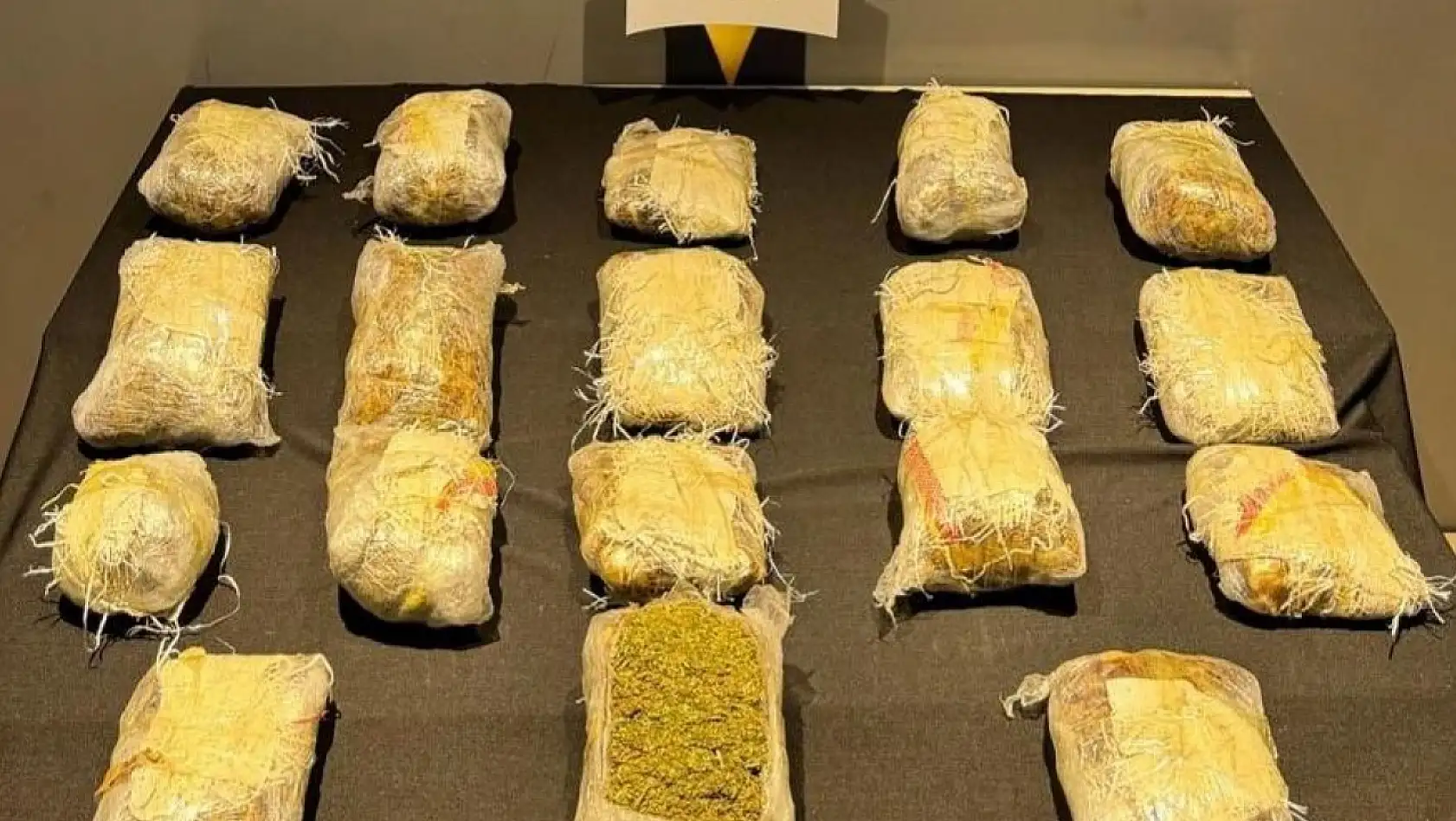 Malatya'da 11 kilo 15 gram uyuşturucu ele geçirildi