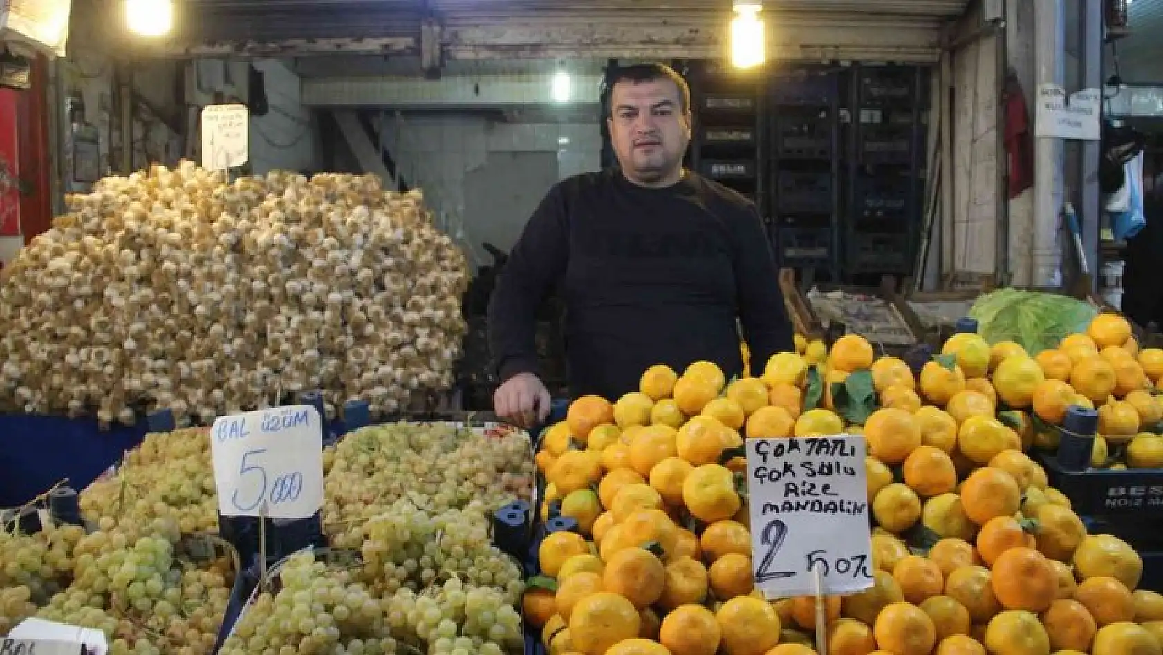 Sebze ve meyve pazarında fiyatlar düştü