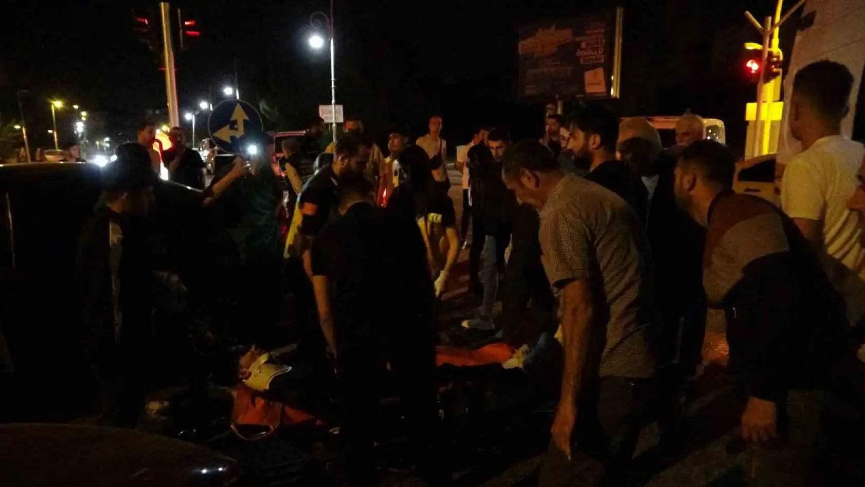 Fahri Kayahan'da zincirleme kaza