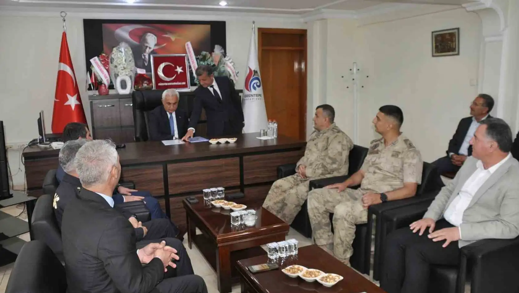 Muş Valisi Çakır'dan belediye başkanlarına ziyareti