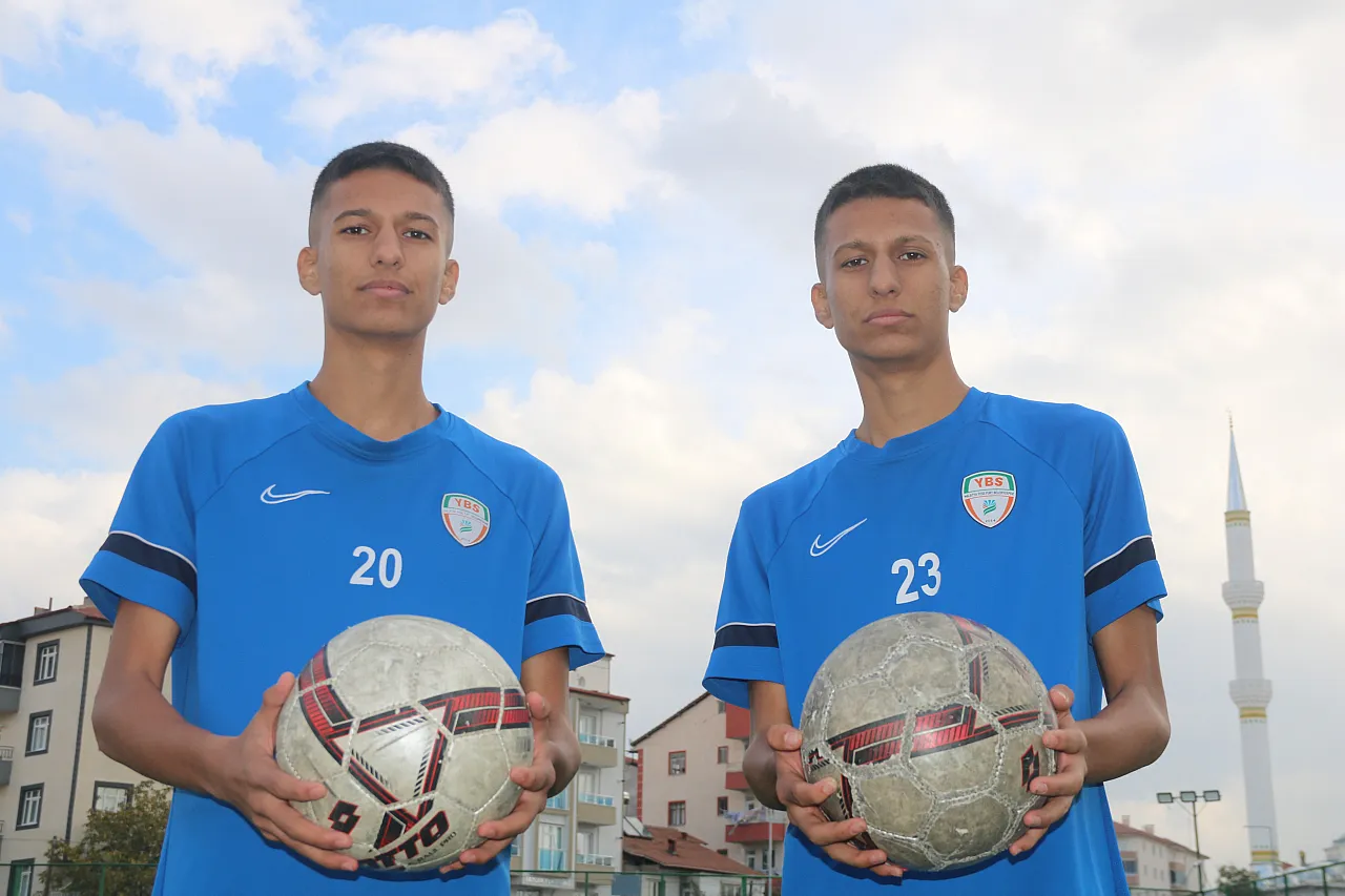 İkizlerin en büyük hayali! Fenerbahçe'de forma giymek!