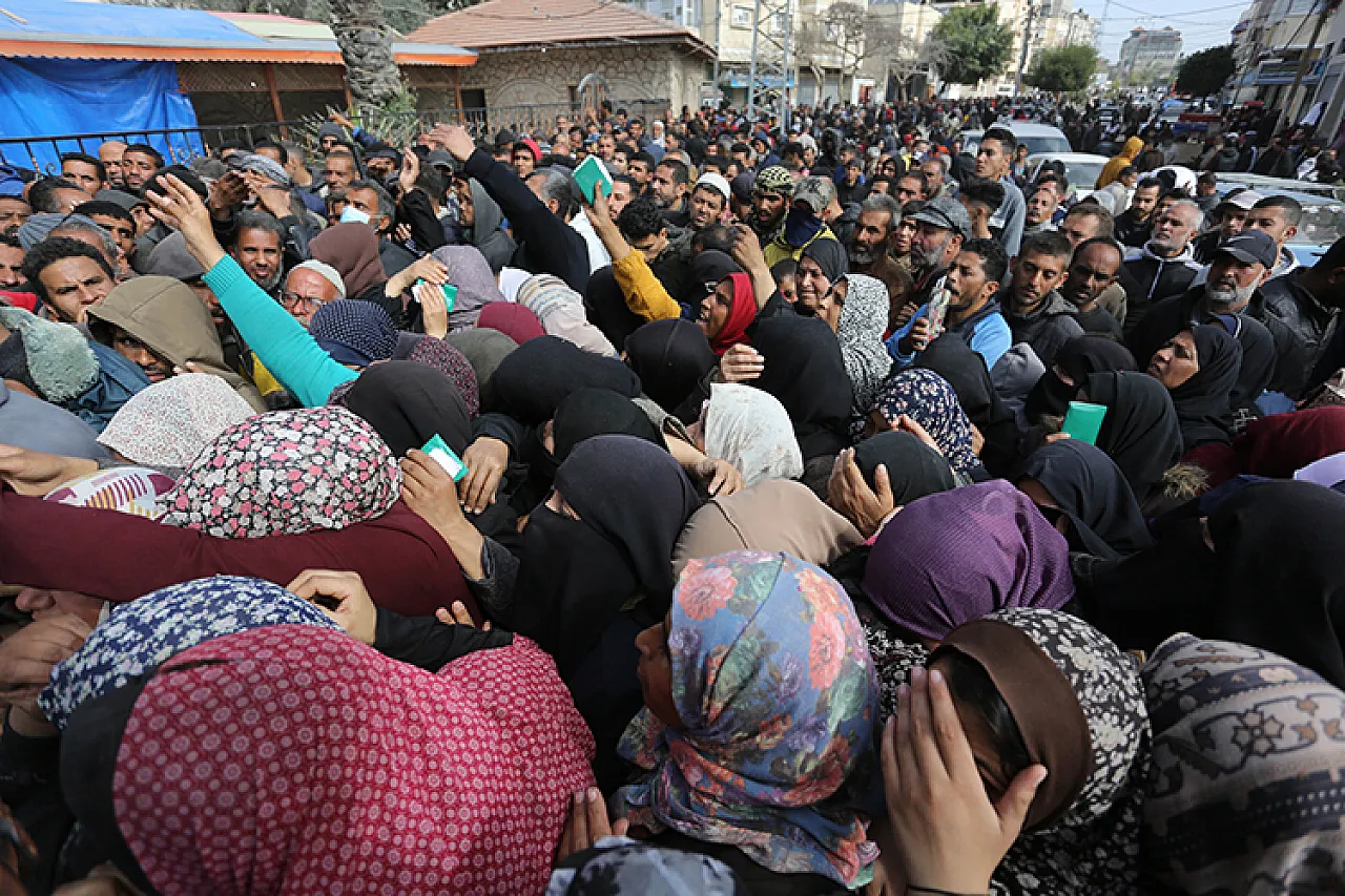 Gazze'de açlık ve susuzluk had safhada!