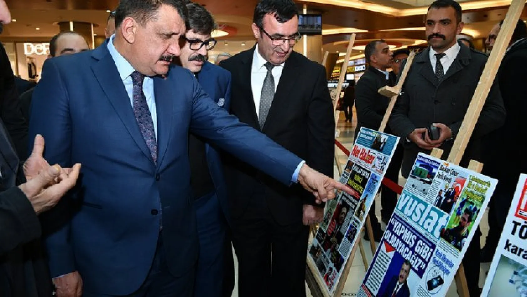 'Manşetlerle Malatya' sergisi açıldı