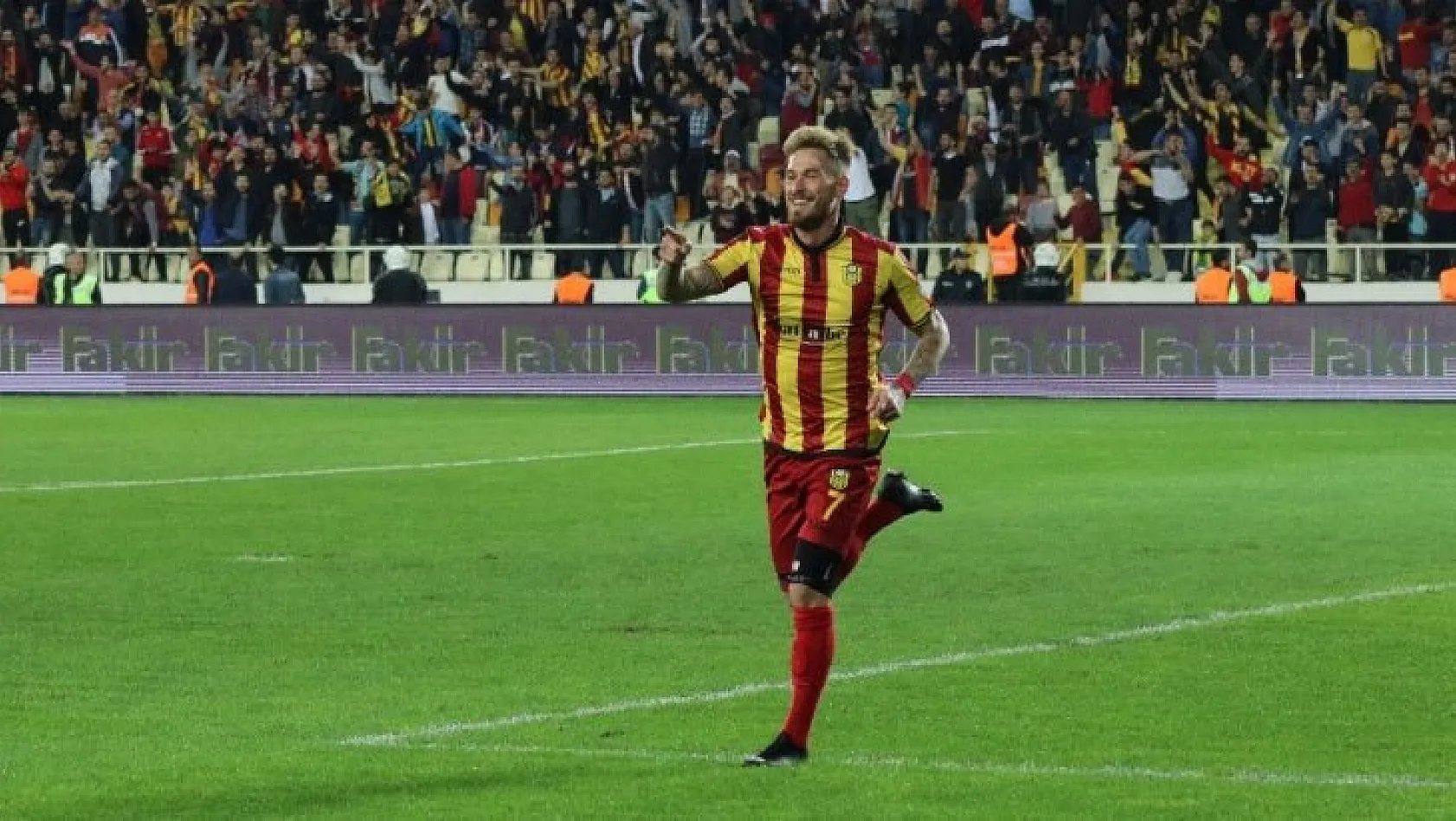 Evkur Yeni Malatyaspor'da Ömer Şişmanoğlu takımdan ayrıldı