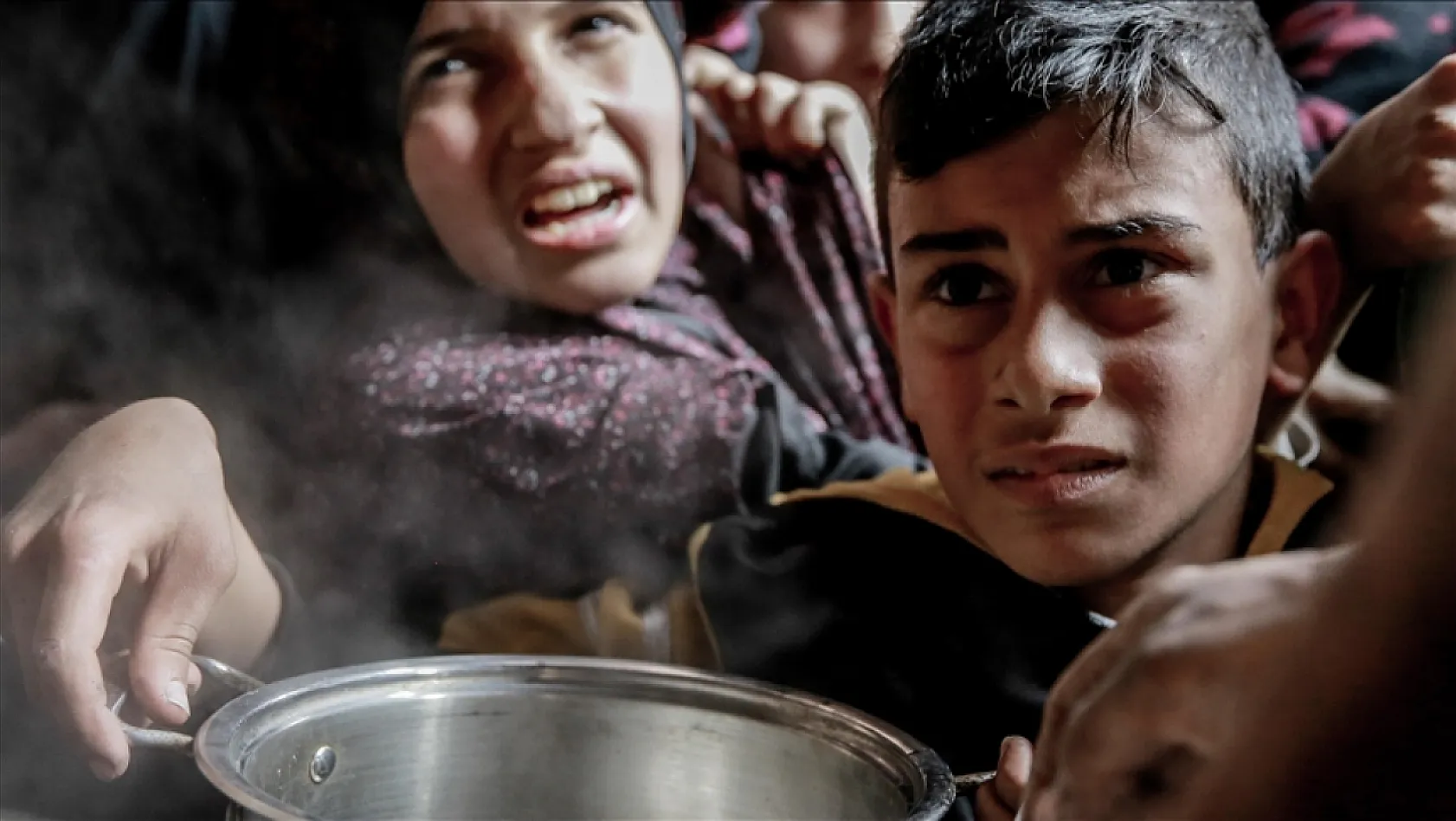 Gazze'de açlık ve susuzluk had safhada!