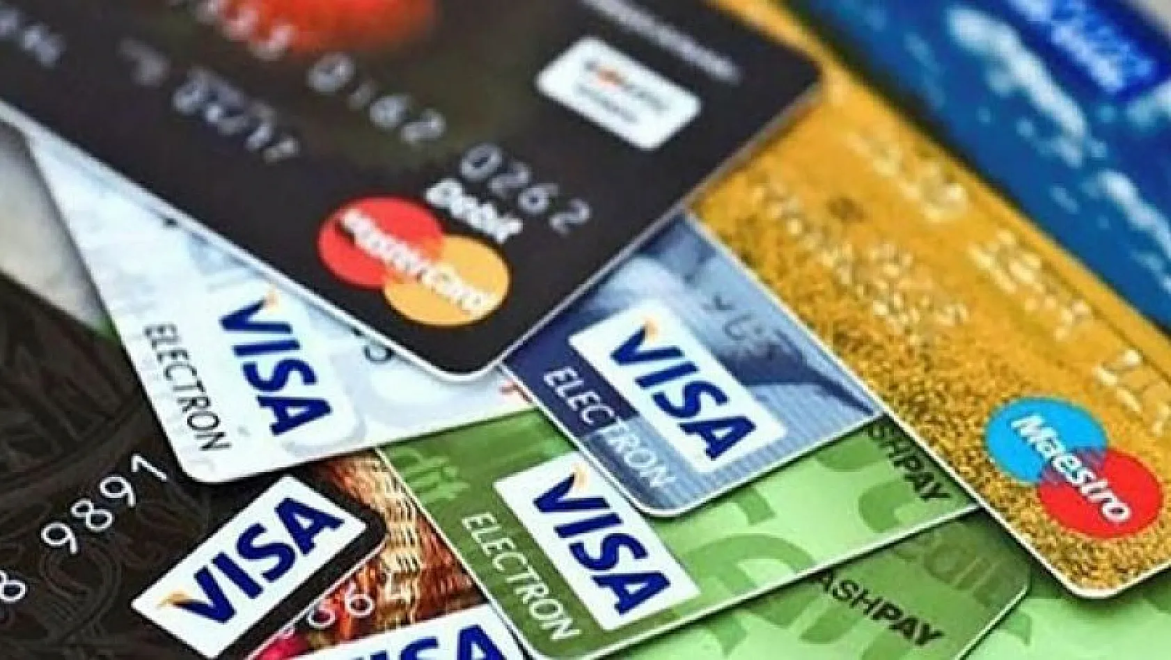 Kredi kartı faiz oranları düştü