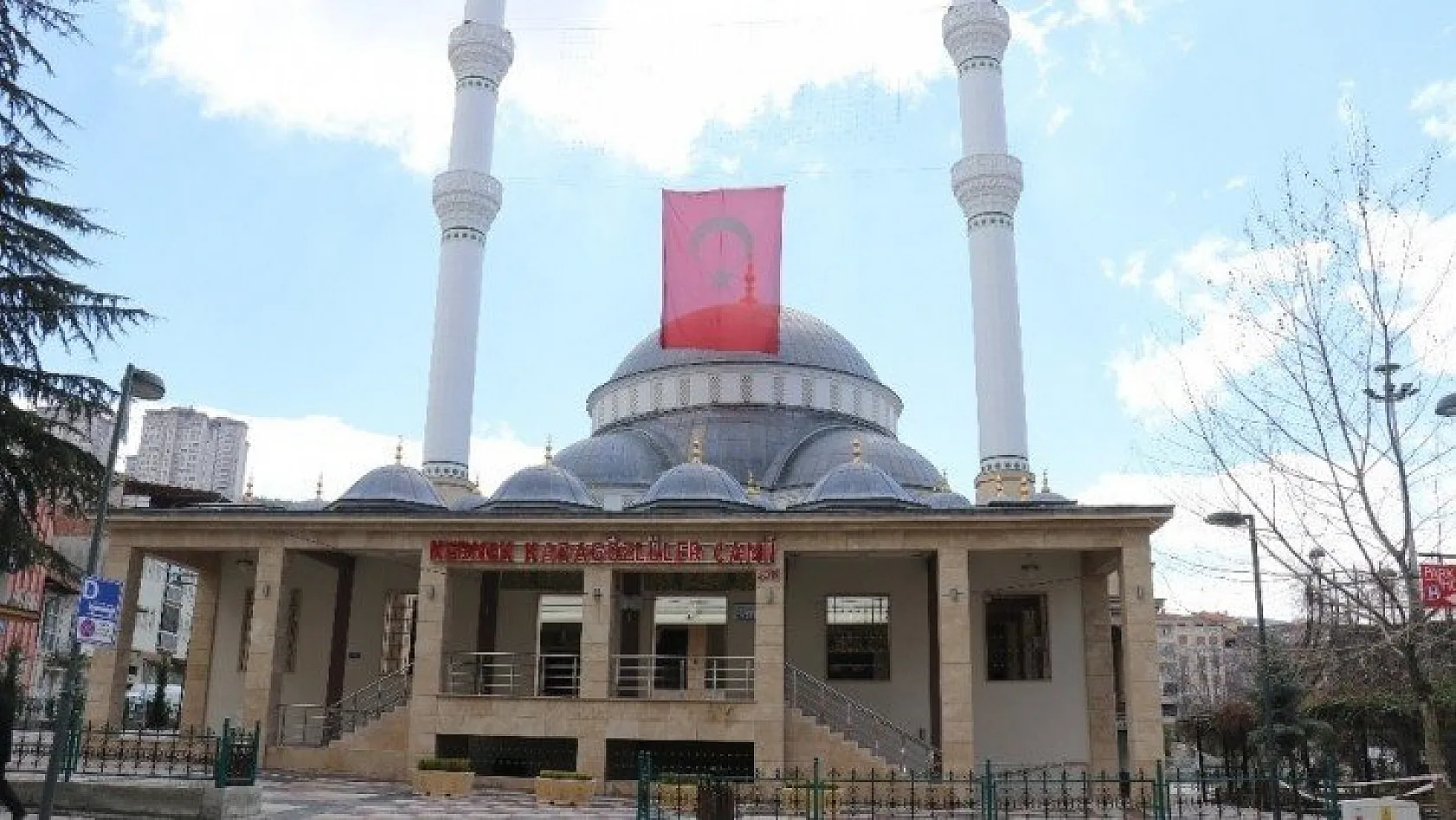 Malatya'da camilerde cuma namazı kılınmadı