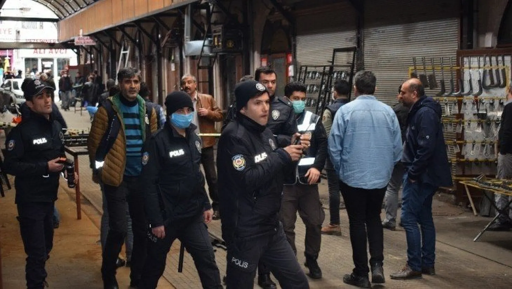 Malatya'da esnaflar arasında silahlı kavga: 1 ölü, 3 yaralı