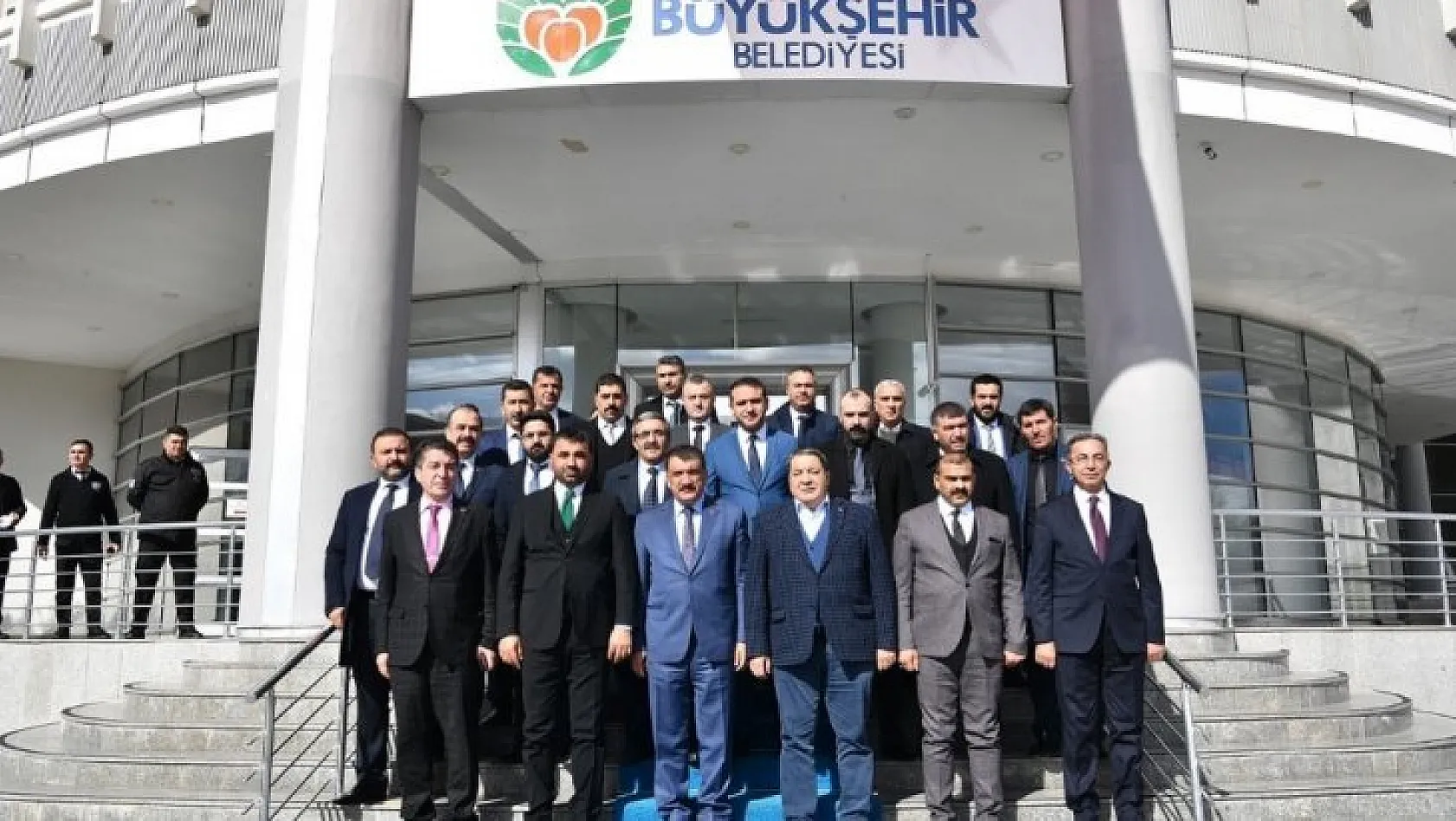 MHP'liler Büyükşehir'de