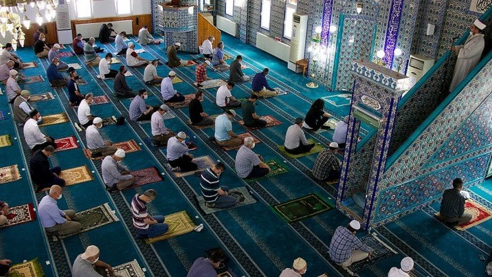 Ramazan'da teravih kılınacak