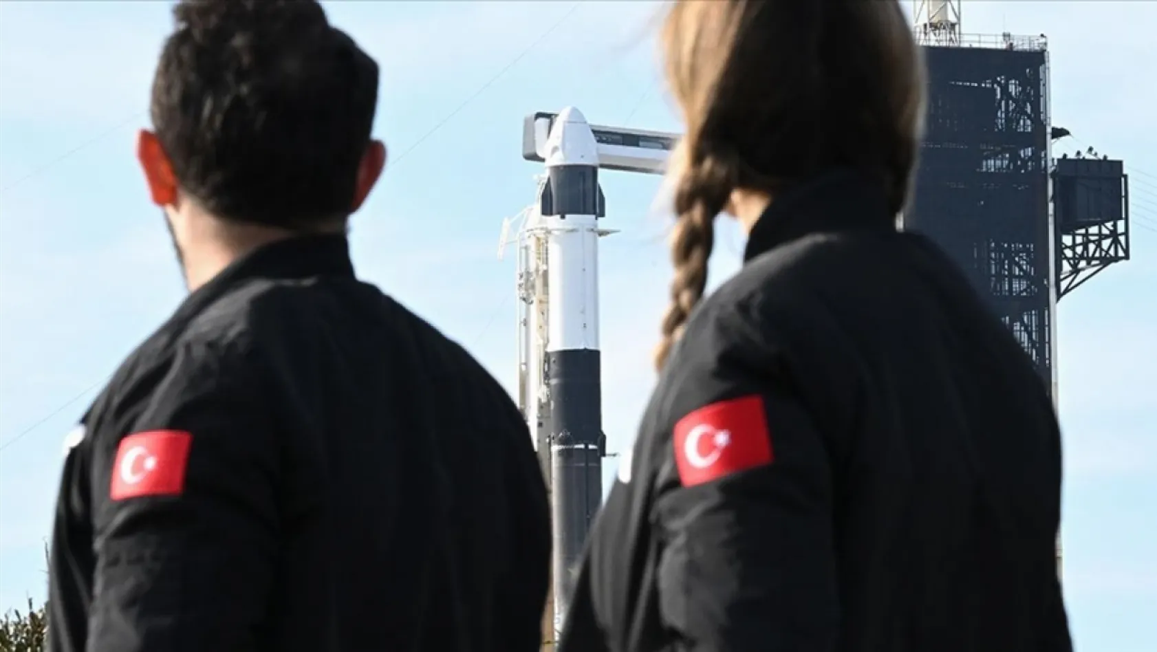 Türkiye'nin ilk insanlı uzay yolculuğu ertelendi!