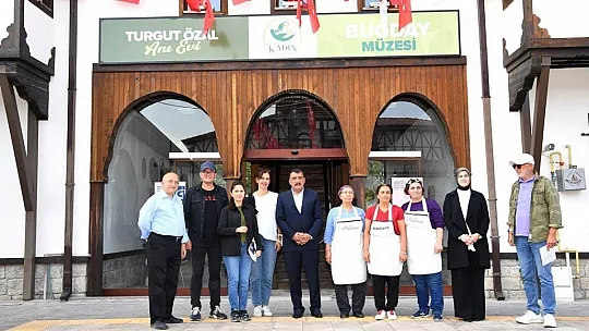 Gazetecilerden Malatya'ya övgü