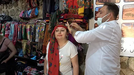 Turistlerin ilgi odağı oldu
