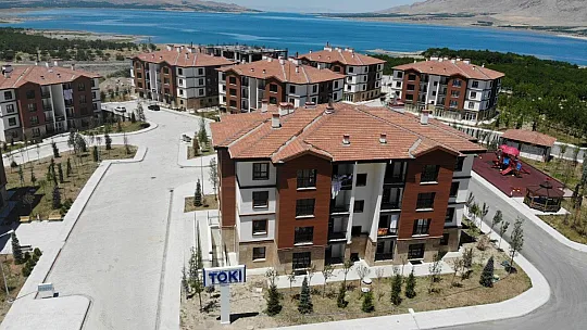 Baraj manzaralı konutlar