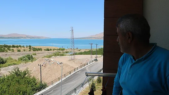 Baraj manzaralı konutlar
