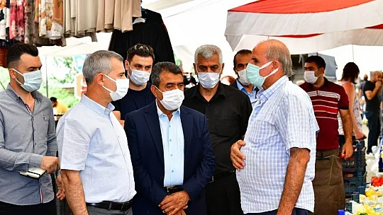 Vatandaşlarla dertleşti