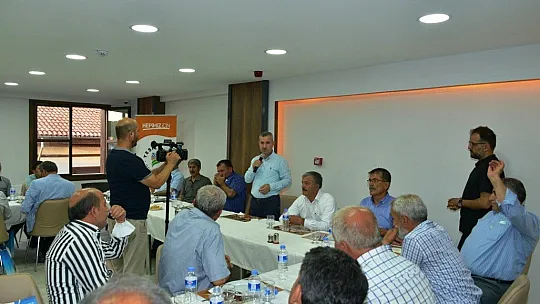 Muhtarları ağırladı