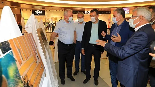 Resimler sergilendi