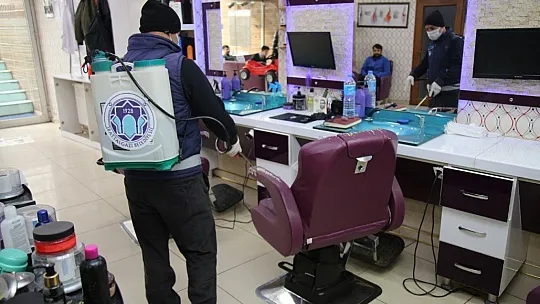 Köşe bucak dezenfekte ediliyor