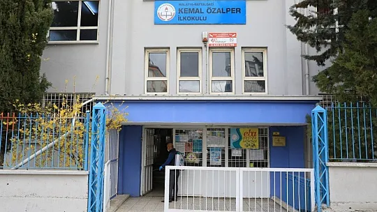 Köşe bucak dezenfekte ediliyor