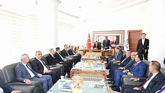 Yılmaz'dan Başkan Gürkan'a övgü