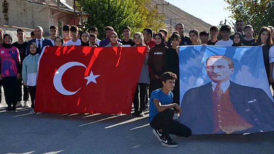 Darende'de Atatürk koşusu düzenlendi