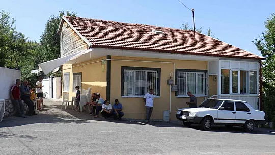 Elektrik akımına kapılarak hayatını kaybetti