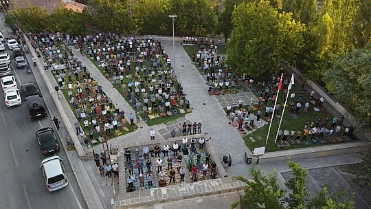 'Hayırlı bayramlar diliyorum'