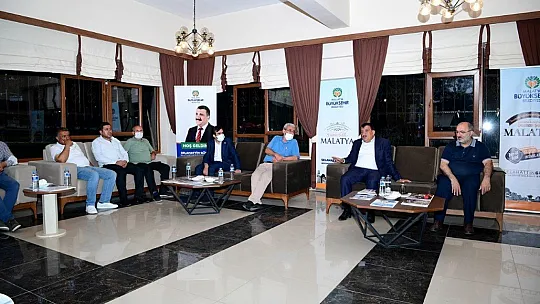Gürkan muhtarları dinledi