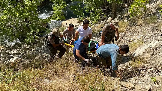 Uçurumdan aşağı yuvarlandı