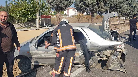 Trafik kazası 2 yaralı
