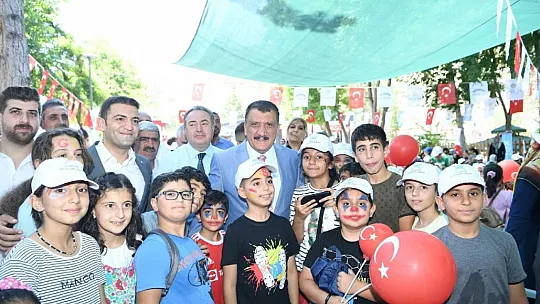 Yaz okulu final şenliği