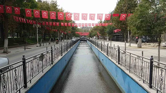 Malatya'da yıkımı bekleyen 22 bin bina var