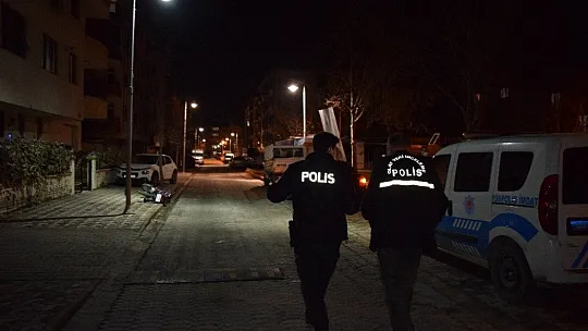 Bıçaklı kavga 2 yaralı