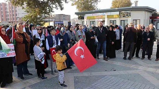 Malatya'da Gazze zinciri oluşturuldu