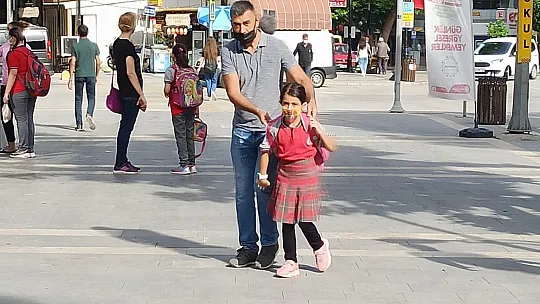 Öğrenciler hasret giderdi