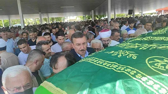Ramazan Keskin Hoca son yolculuğuna dualarla uğurlandı