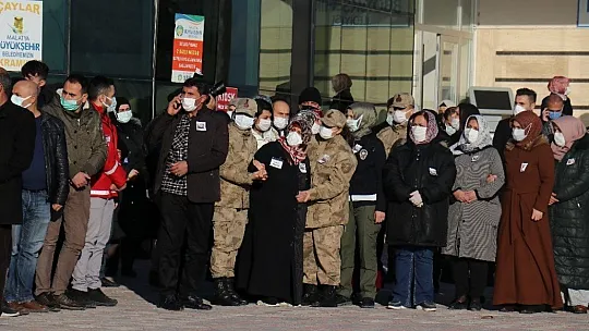 Şehit gözyaşlarıyla defnedildi