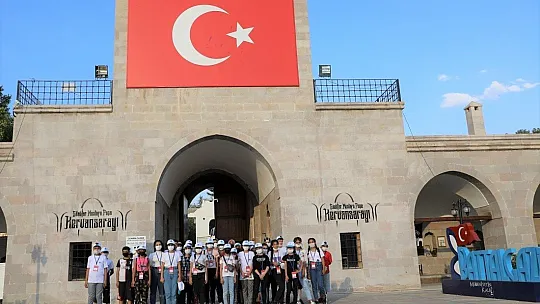 Öğrencilerden tarihi yolculuk