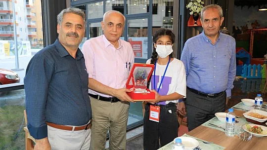Öğrencilerden tarihi yolculuk