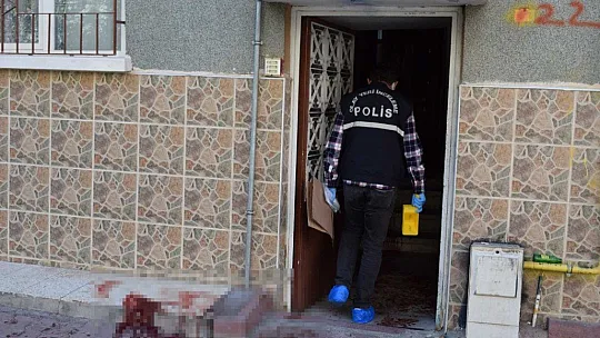 Oğlunu ağır yaraladı